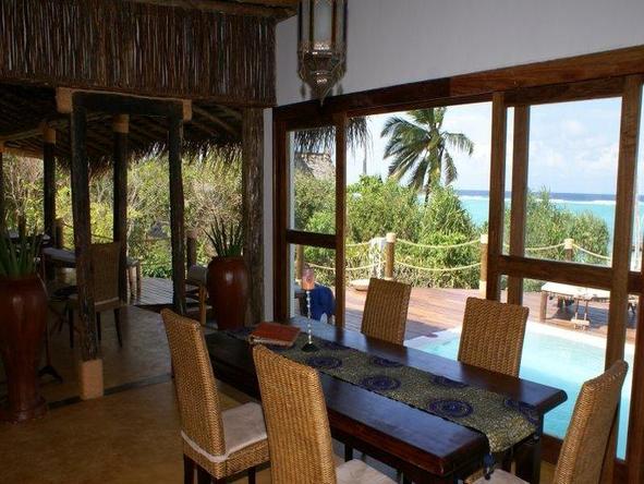 Matemwe Beach House - Dining2